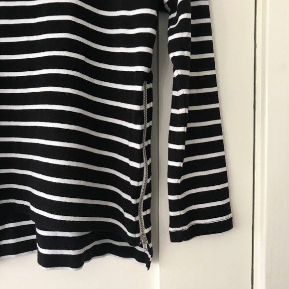 H&M Black and White Striped Top - Picture 2 of 5